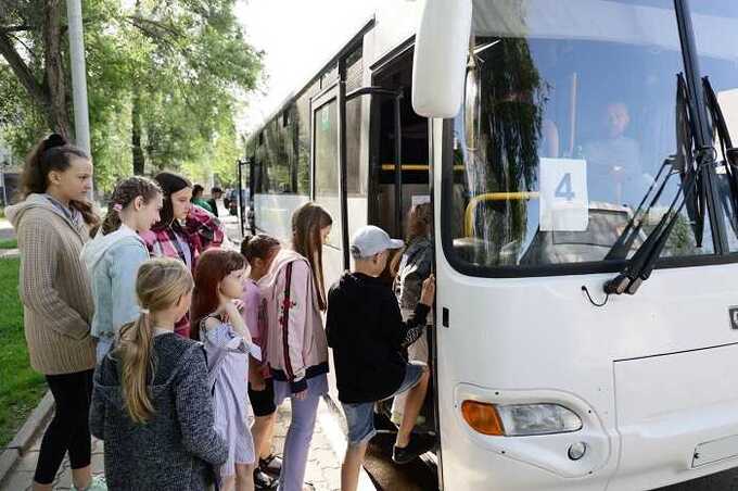 Жители Шебекино пожаловались, что им пришлось заплатить за проезд детей в лагеря отдыха