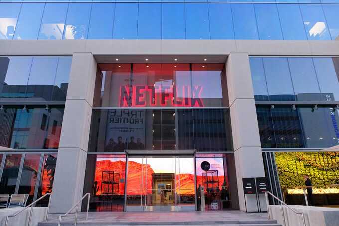 Финансовая прокуратура Франции начала обыски в офисах Netflix