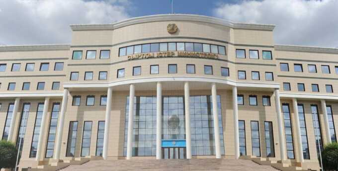 Власти Казахстана одобрили выдачу виз для инвесторов на срок до 10 лет
