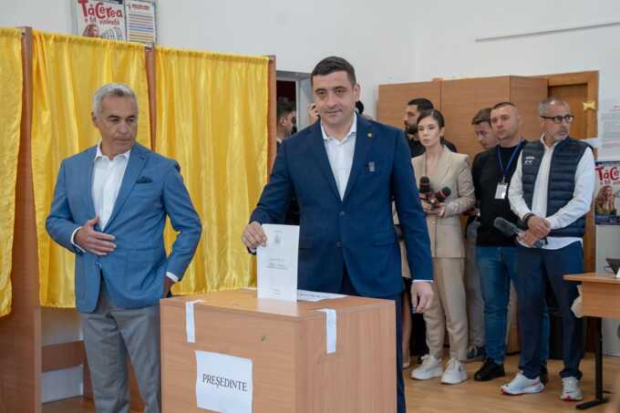 Лидер ультраправых выходит на передний план в преддверии второго тура президентских выборов в Румынии