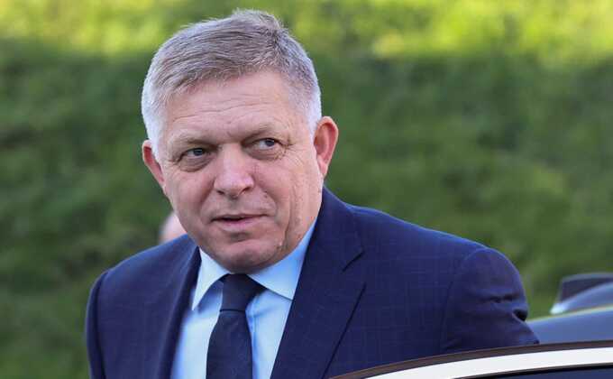 Фицо обвинил Запад в желании продлить войну на Украине