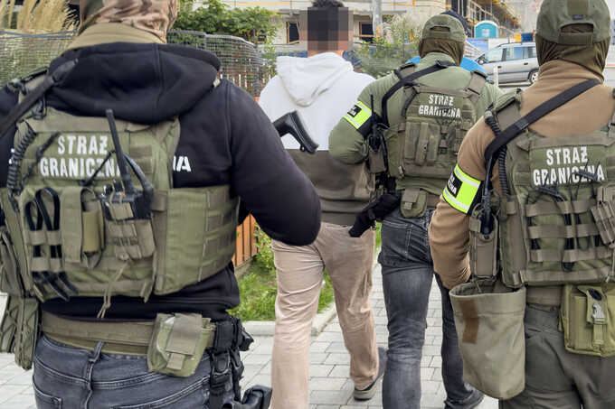 В Польше разоблачили группу, которая легализовывала иностранцев с помощью фиктивных займов