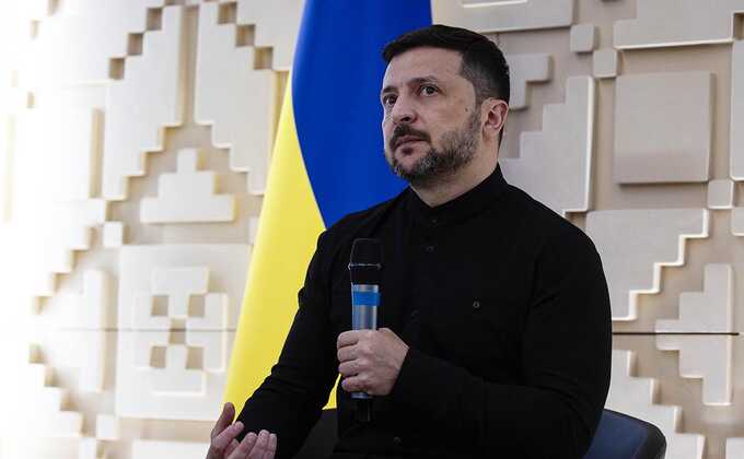Зеленский утвердил состав украинской делегации на завтрашние переговоры