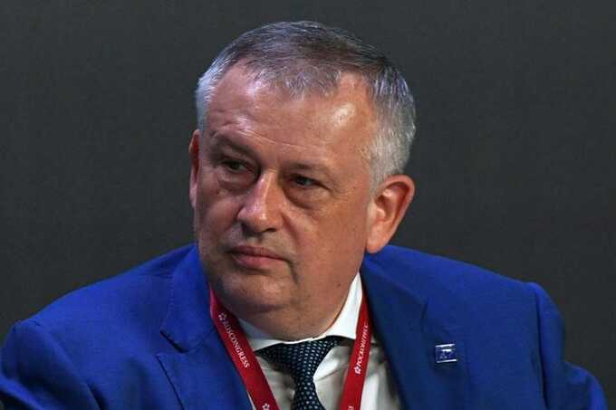 Губернатор Ленинградской области Дрозденко избавляется от нелояльных и неудобных подчинённых