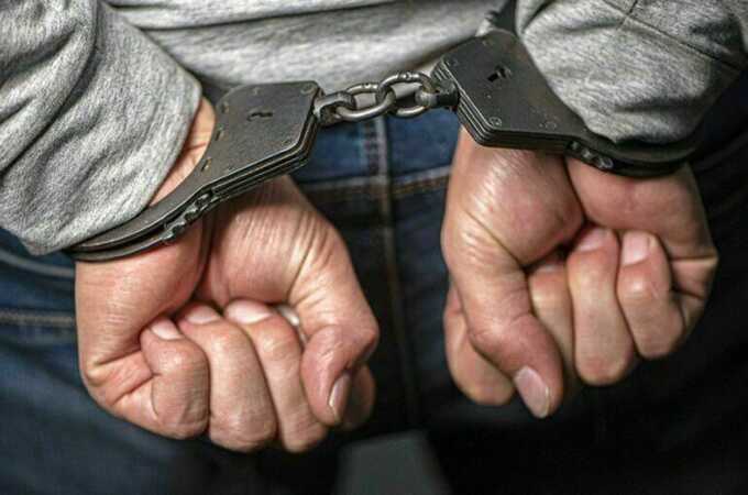 В Новокузнецке мужчина совершил нападение на пенсионера по заказу неизвестных лиц