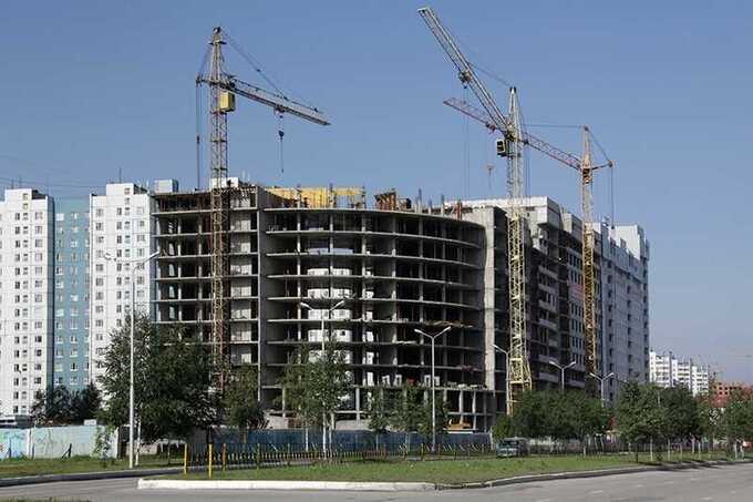 Почему в Новосибирске не могут закончить строительство семи поликлиник?