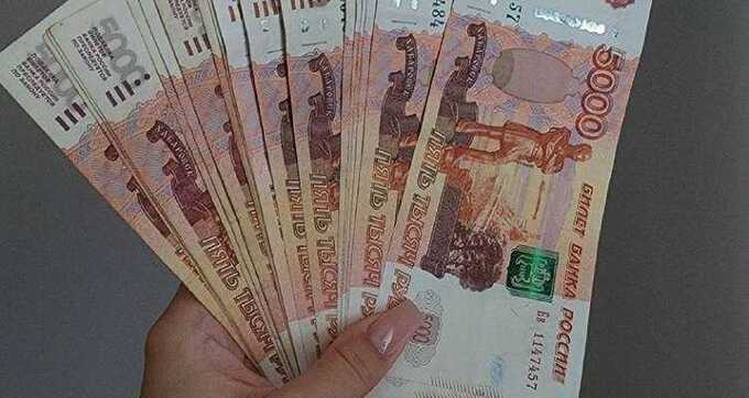 Воронежского чиновника обвиняют в хищении 750 тысяч рублей за несуществующих подрядчиков