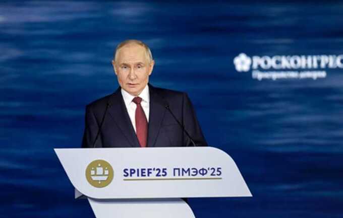 Владимир Путин выступил с речью на Петербургском международном экономическом форуме 2025 года