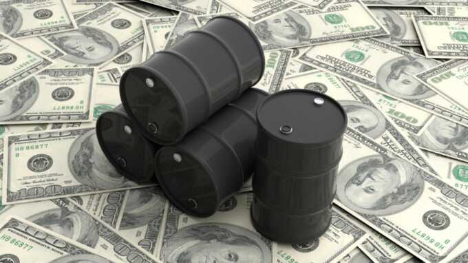 Цена на нефть опустилась ниже 70 долларов за баррель